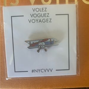 LV Louis Vuitton Airplane Pin Volez Vogez Voyagez